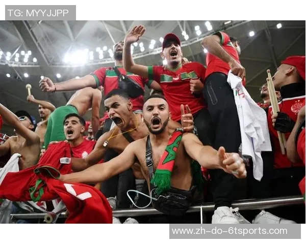 拆开足球星卡96元8包带你走进世界杯收藏的世界精彩瞬间 拆开足球星卡96元8包带你走进世界杯收藏的世界精彩瞬间