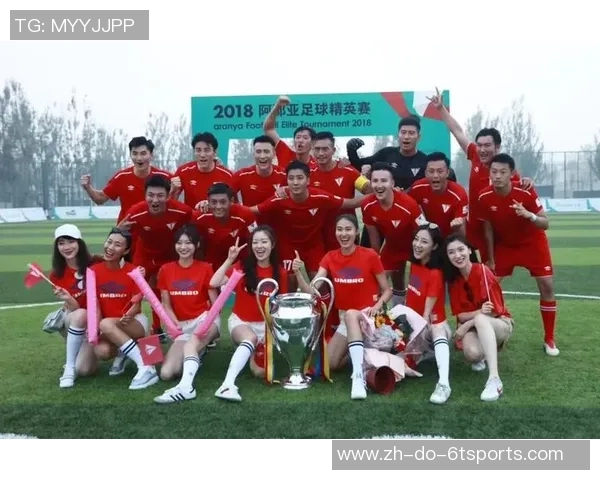 篮球与足球明星同框合影 展现跨界魅力与体育精神的精彩瞬间 篮球与足球明星同框合影 展现跨界魅力与体育精神的精彩瞬间